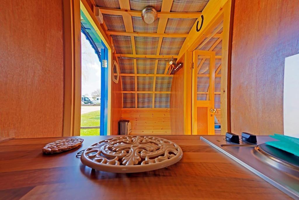 Hotel Glamping At South Lytchett Manor Poole Exteriér fotografie