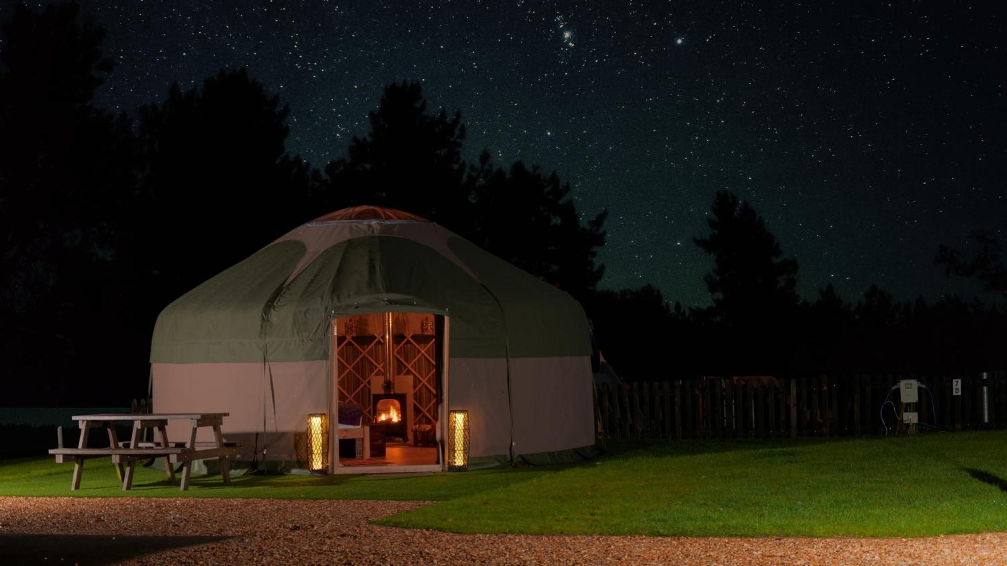 Hotel Glamping At South Lytchett Manor Poole Exteriér fotografie