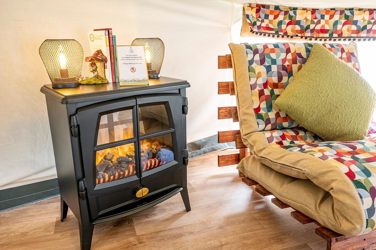 Hotel Glamping At South Lytchett Manor Poole Exteriér fotografie